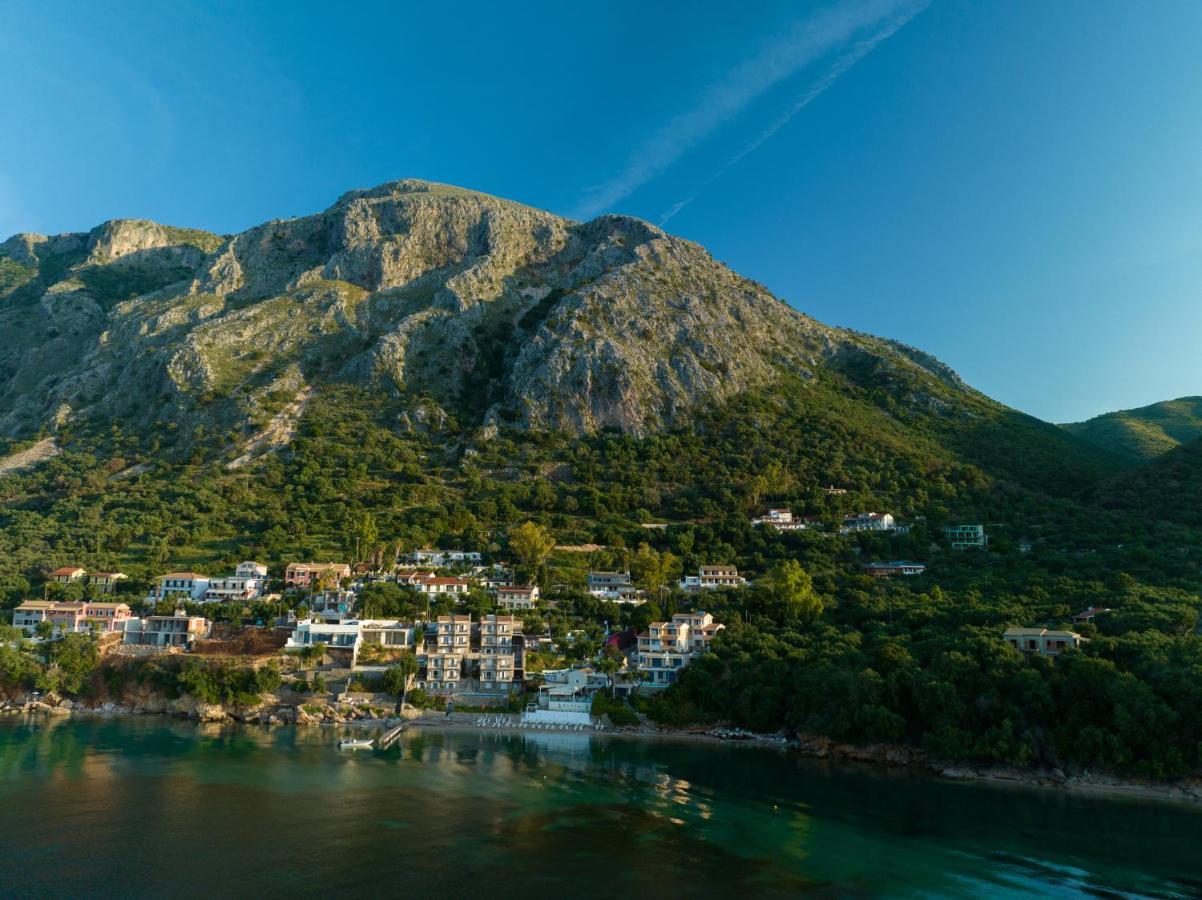 Glyfa Beach Villas Barbati Exterior photo