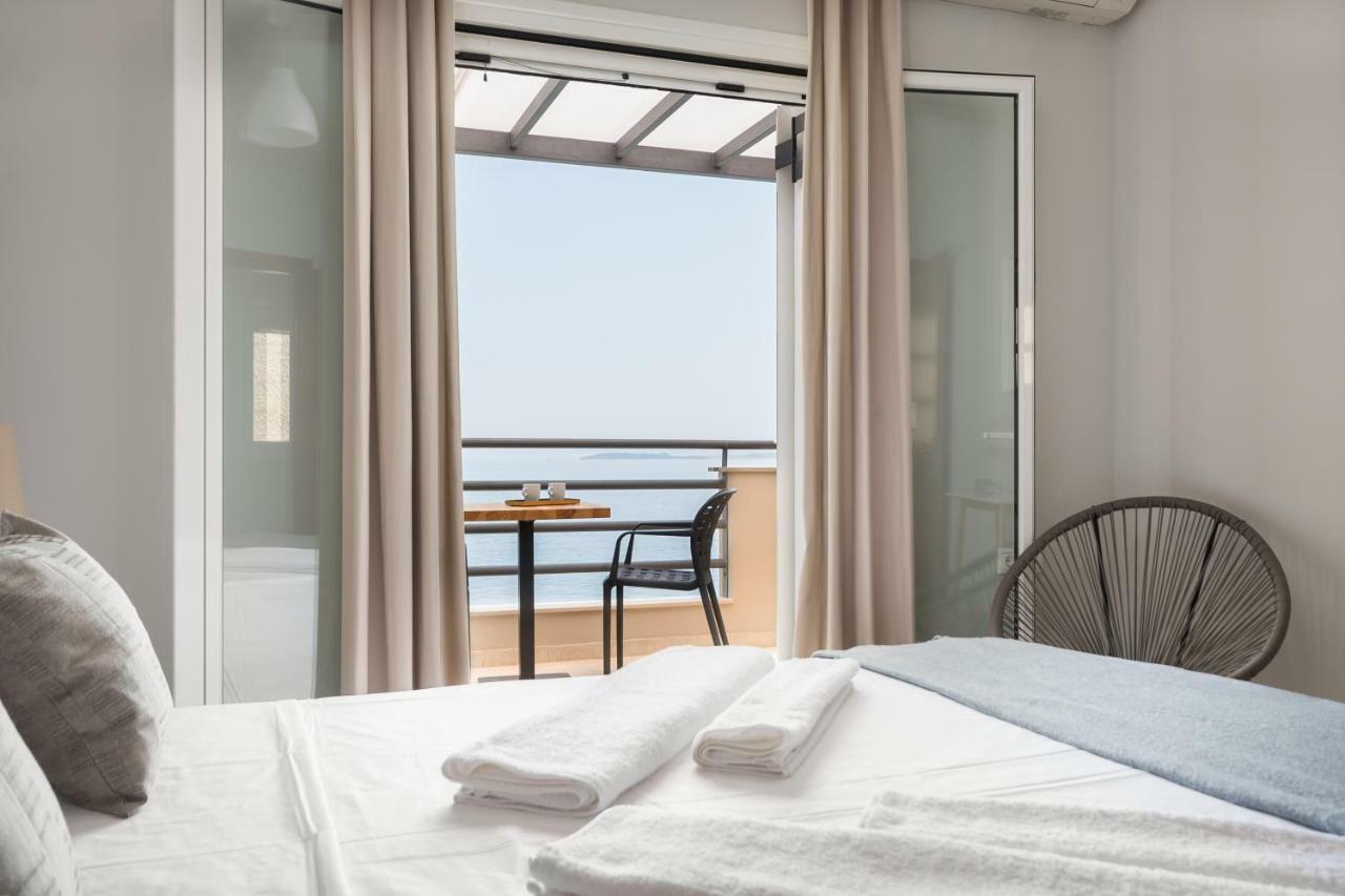 Glyfa Beach Villas Barbati Exterior photo