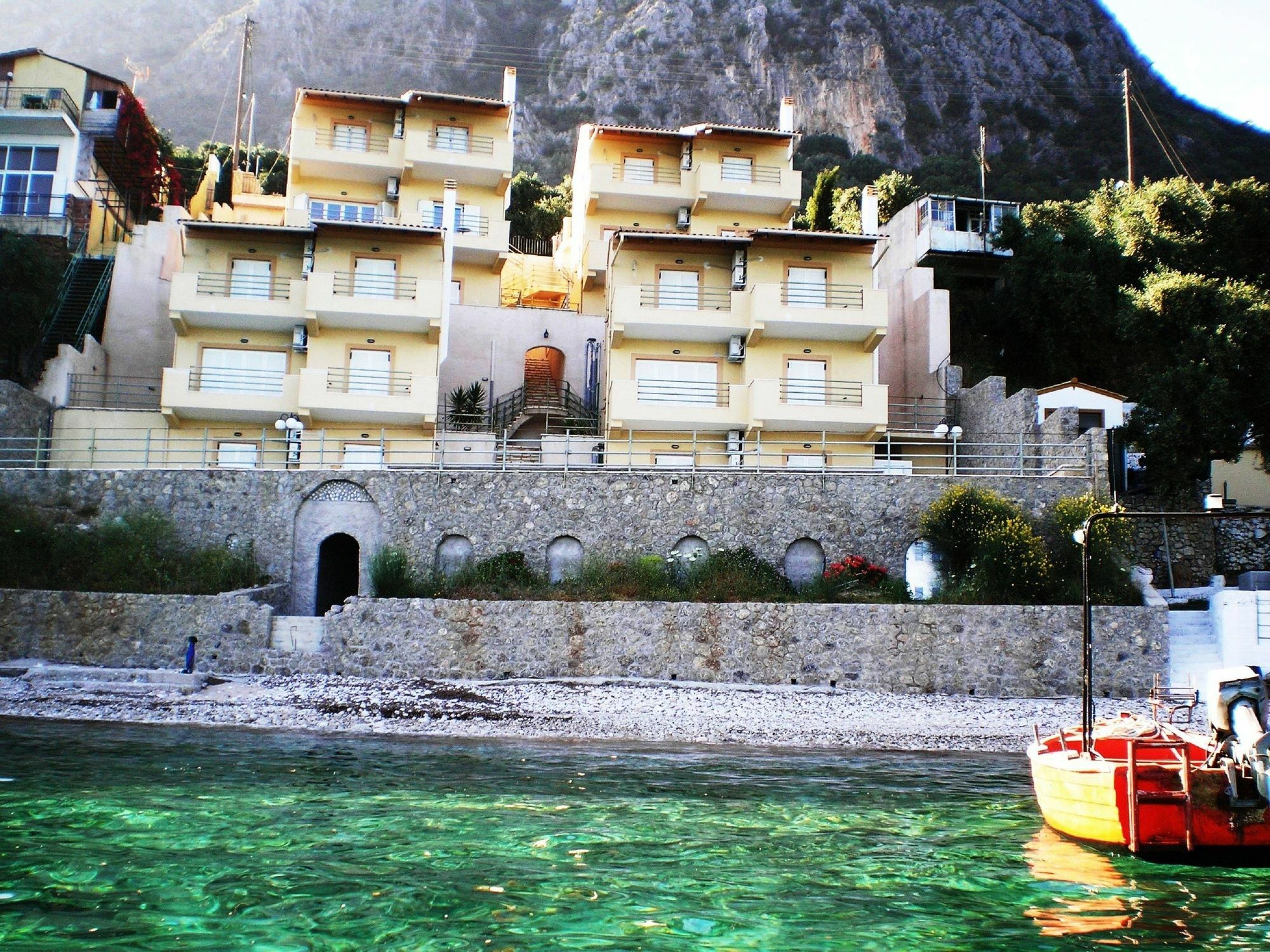 Glyfa Beach Villas Barbati Exterior photo